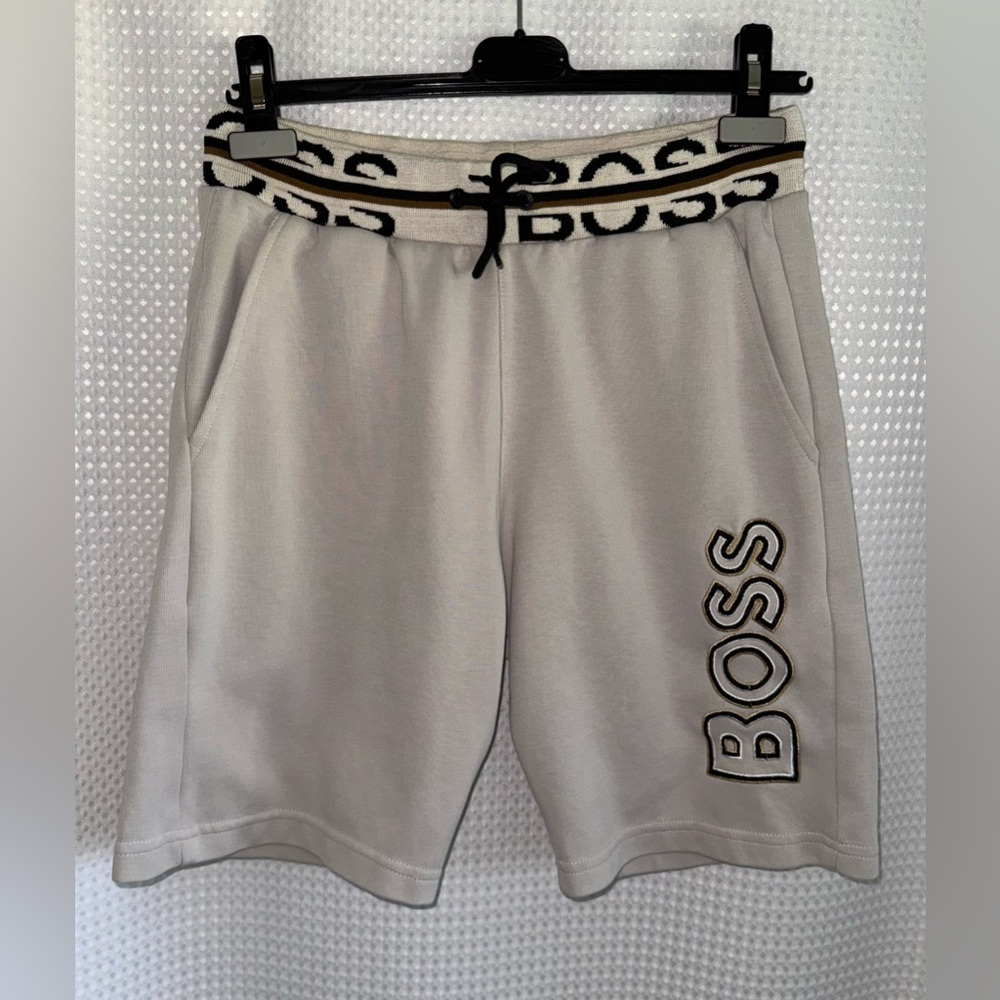HUGO BOSS Fleece Shorts‎ Logo size Medium
